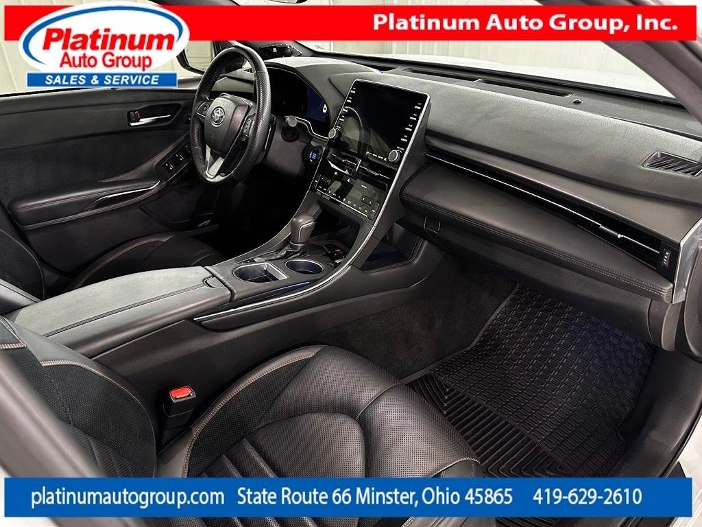 Toyota Avalon  2019