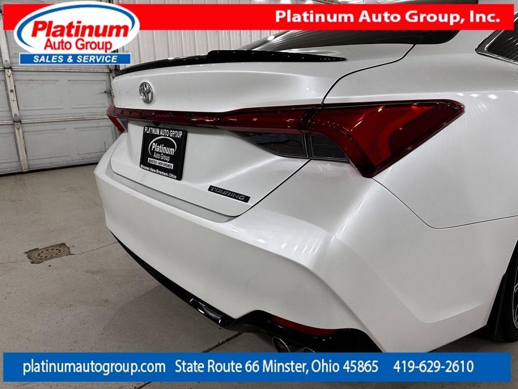 Toyota Avalon  2019