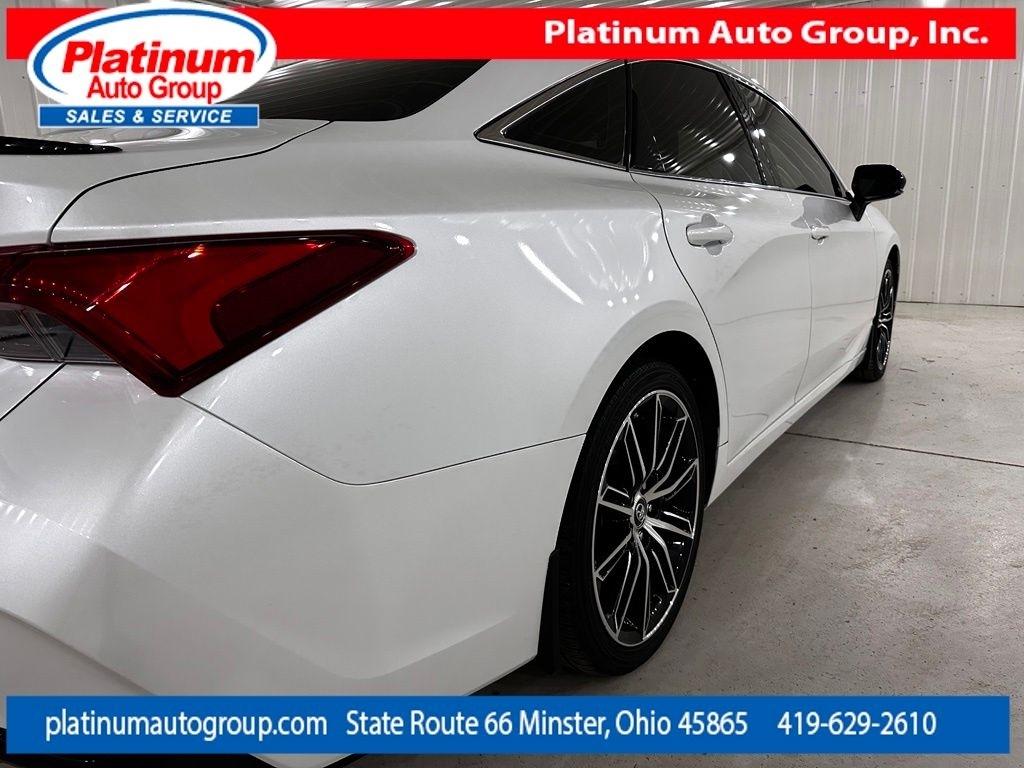 Toyota Avalon  2019