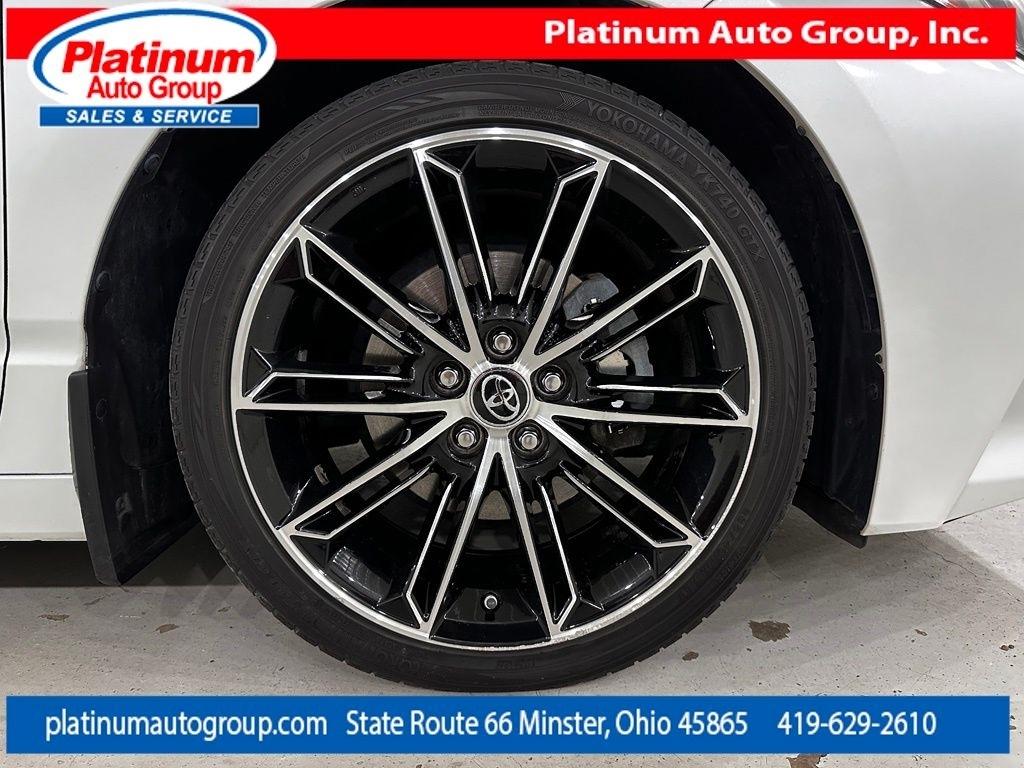 Toyota Avalon  2019