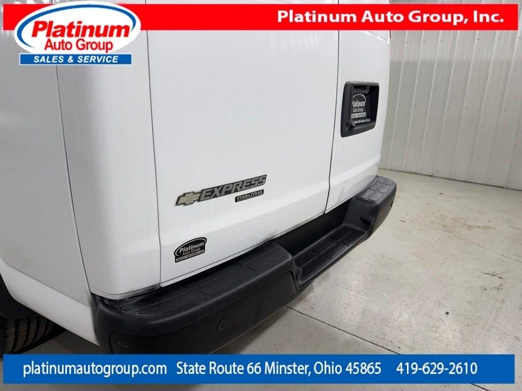 Chevrolet Express Cargo Van  2016