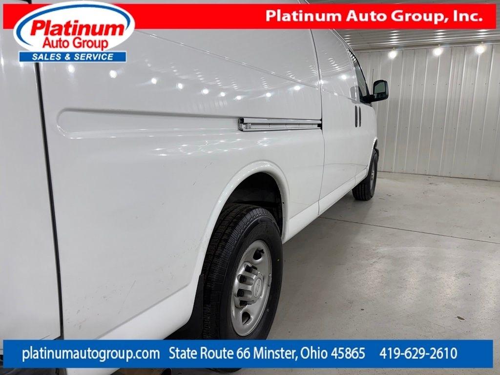 Chevrolet Express Cargo Van  2016