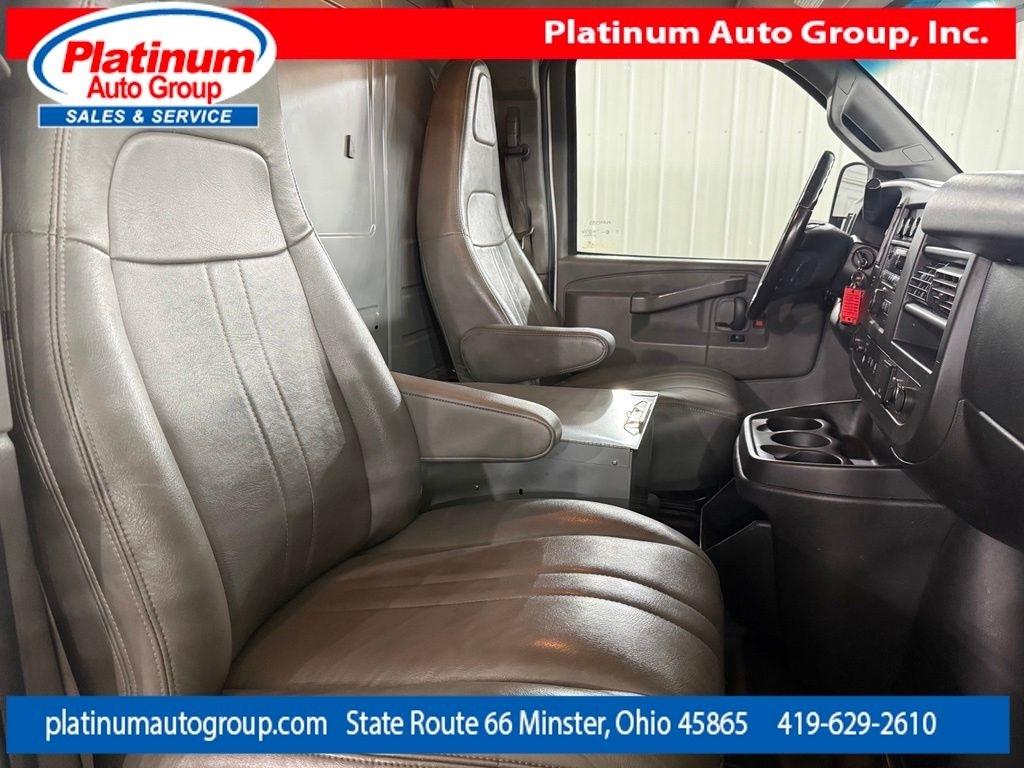 Chevrolet Express Cargo Van  2016