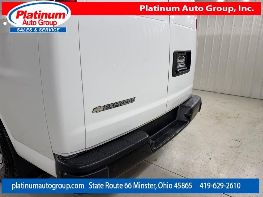 Chevrolet Express Cargo Van  2018