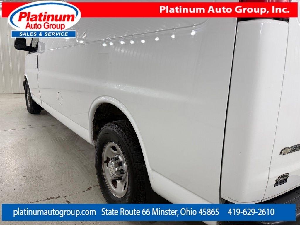 Chevrolet Express Cargo Van  2017