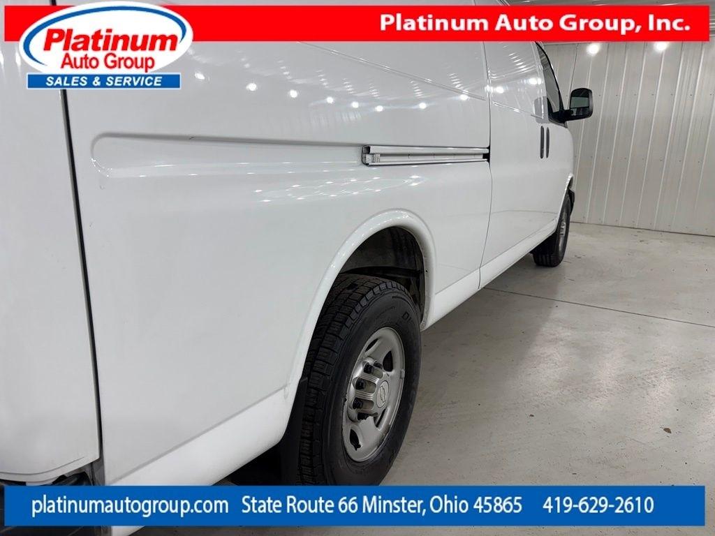 Chevrolet Express Cargo Van  2017