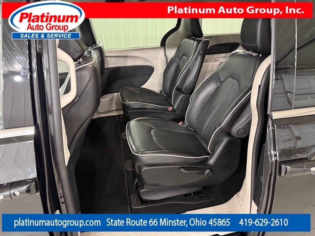 Chrysler Pacifica  2023