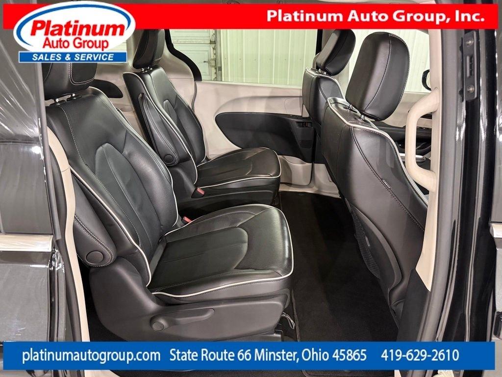 Chrysler Pacifica  2023