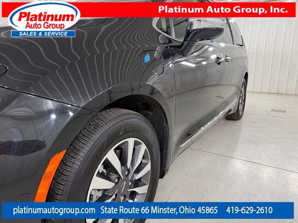 Chrysler Pacifica  2023