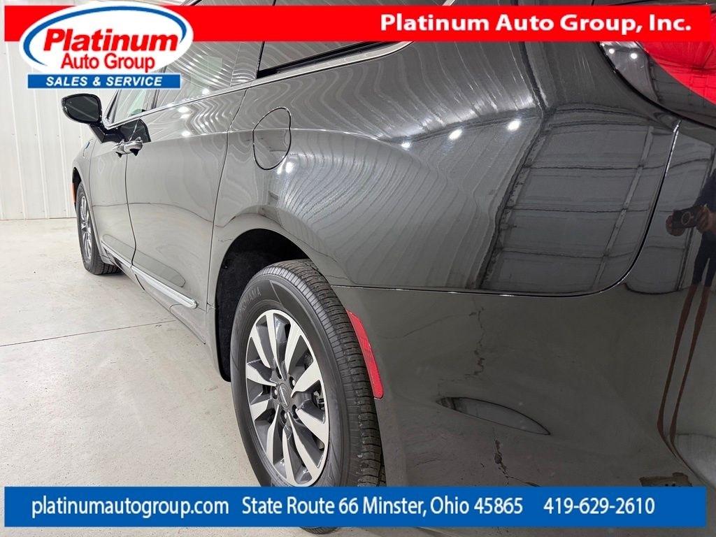 Chrysler Pacifica  2023