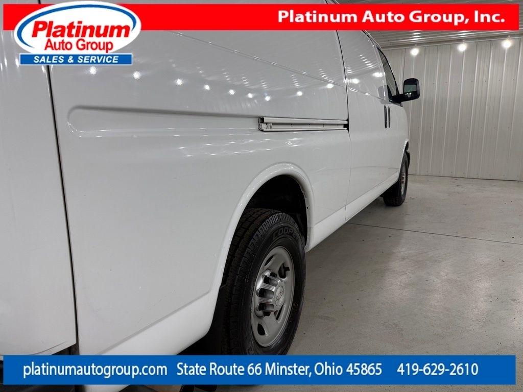 Chevrolet Express Cargo Van  2018