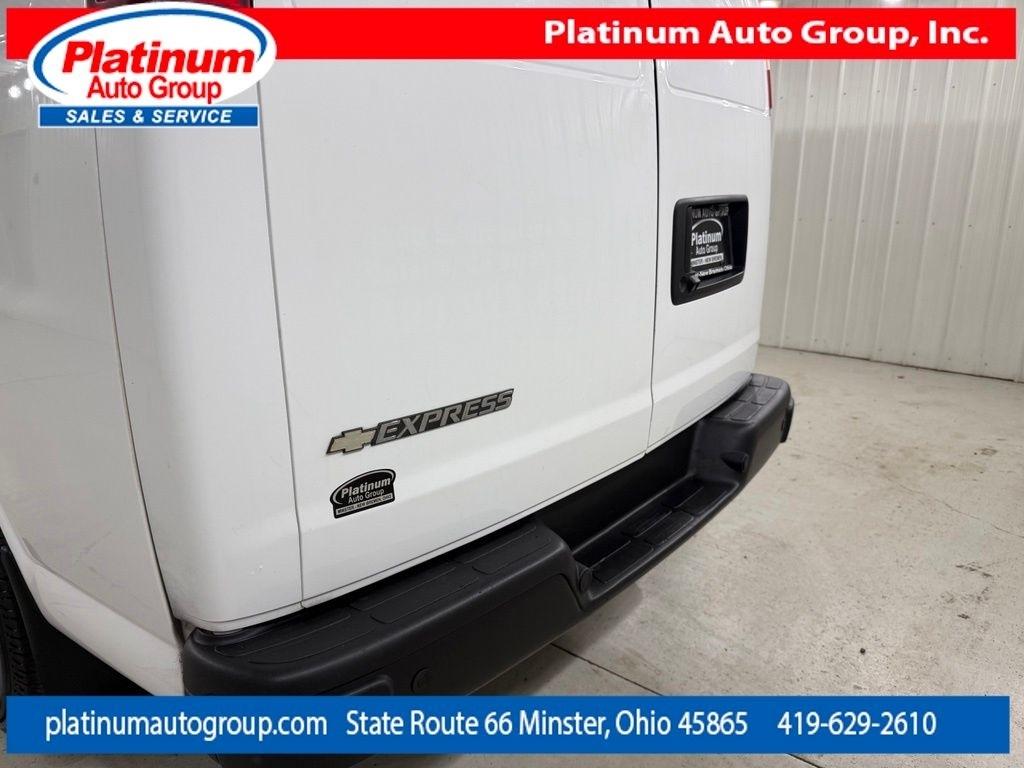 Chevrolet Express Cargo Van  2018