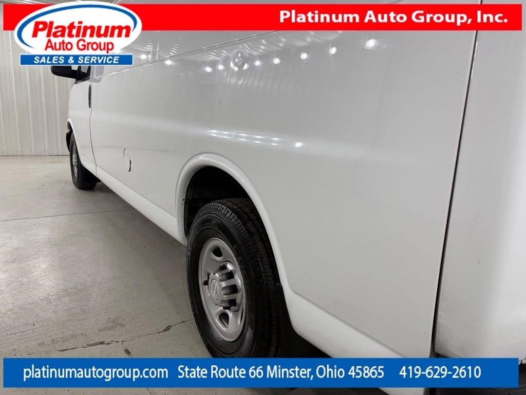 Chevrolet Express Cargo Van  2018