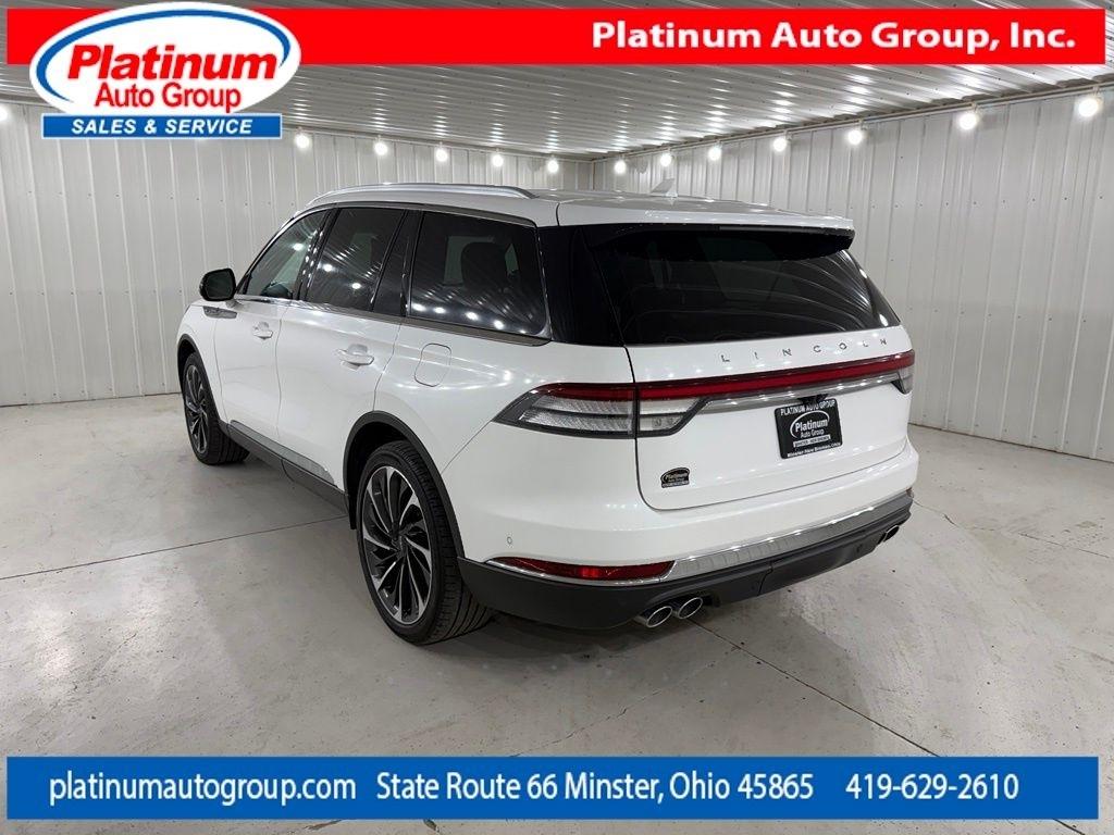 Lincoln Aviator  2020