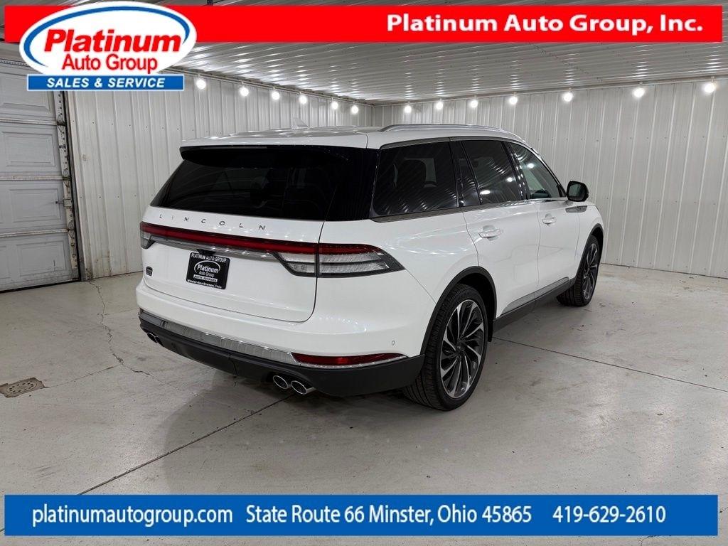 Lincoln Aviator  2020
