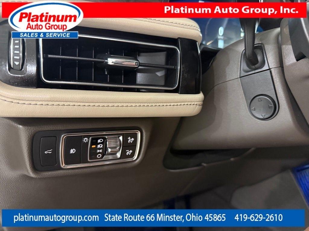 Lincoln Aviator  2020