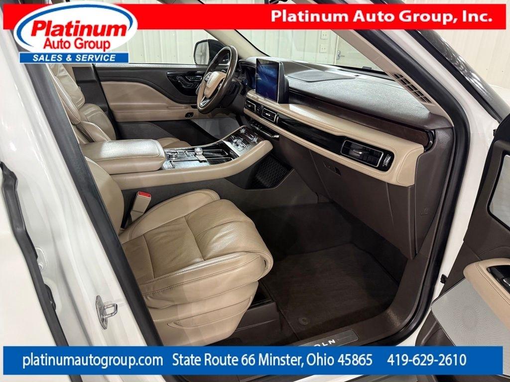Lincoln Aviator  2020