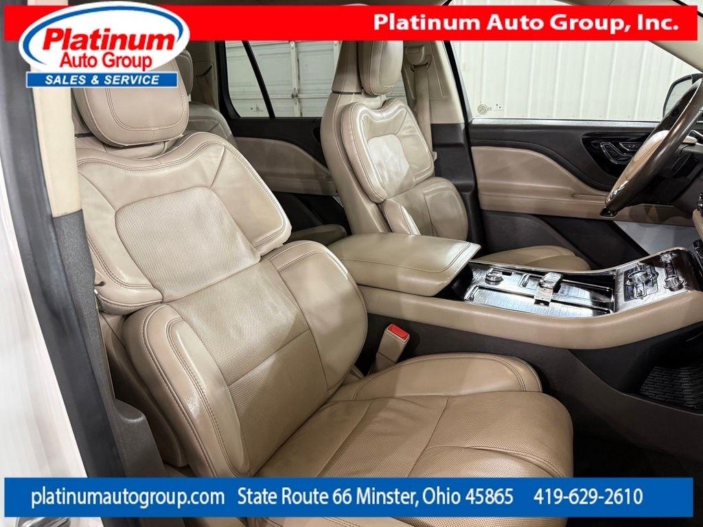 Lincoln Aviator  2020