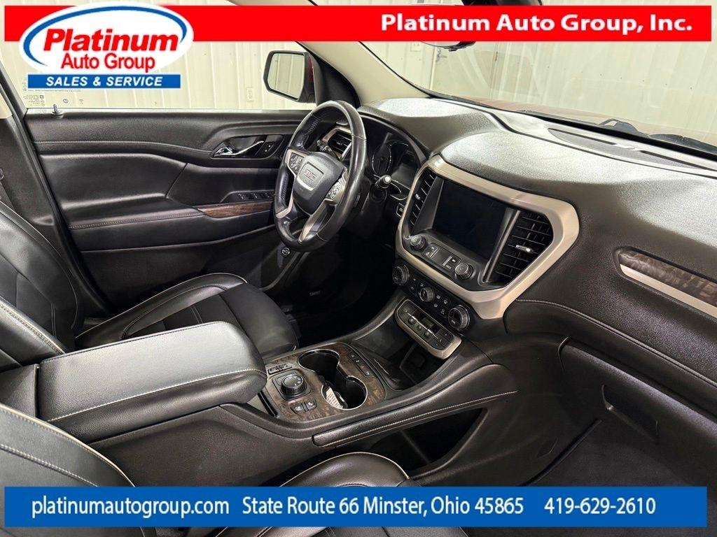 GMC Acadia  2021