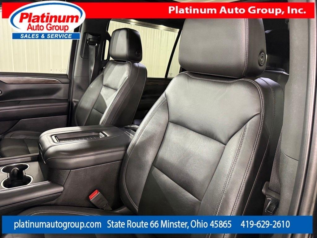 Chevrolet Suburban  2021