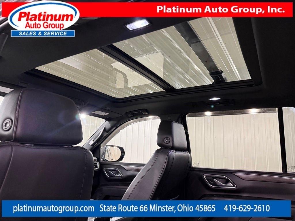 Chevrolet Suburban  2021