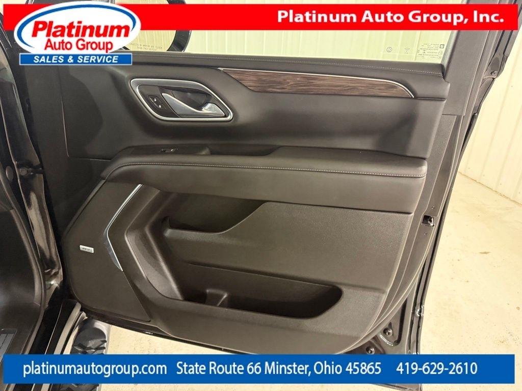 Chevrolet Suburban  2021