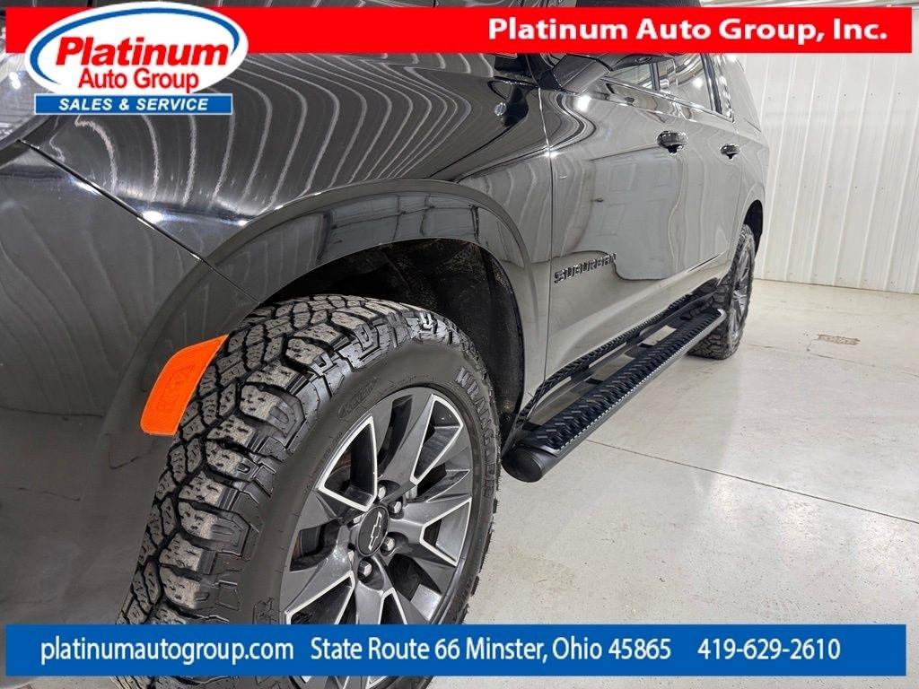 Chevrolet Suburban  2021