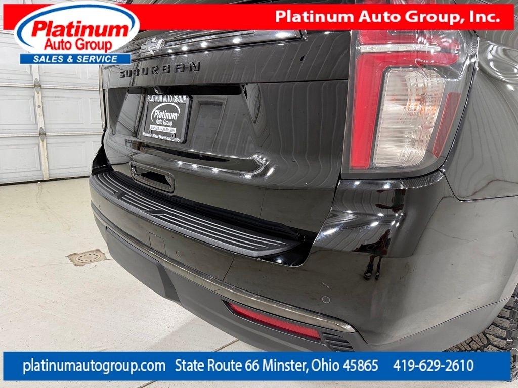 Chevrolet Suburban  2021