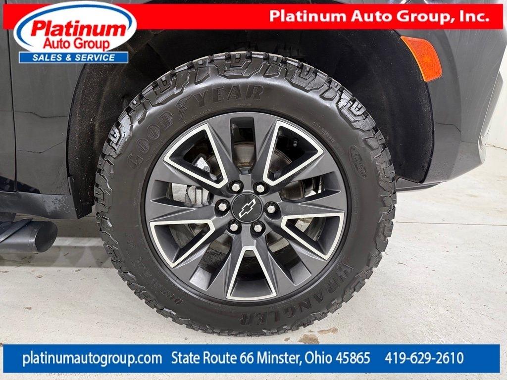 Chevrolet Suburban  2021