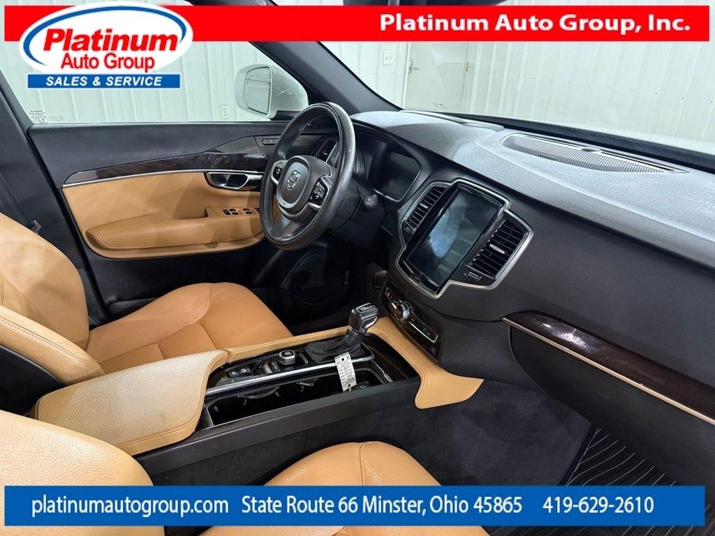 Volvo XC90  2019