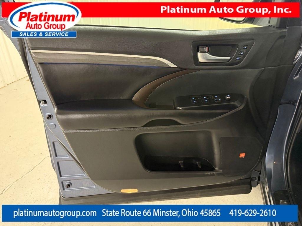 Toyota Highlander  2019