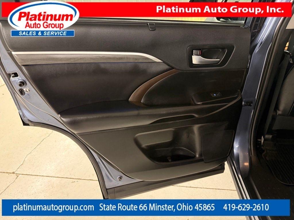 Toyota Highlander  2019