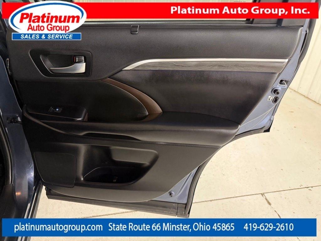 Toyota Highlander  2019