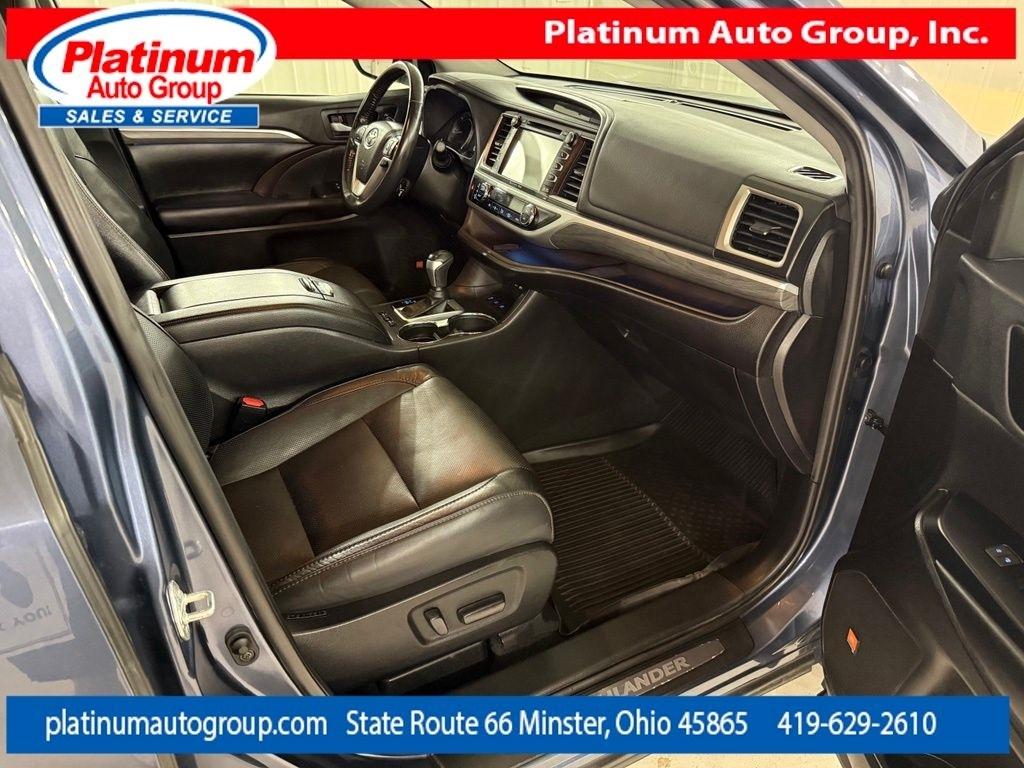 Toyota Highlander  2019