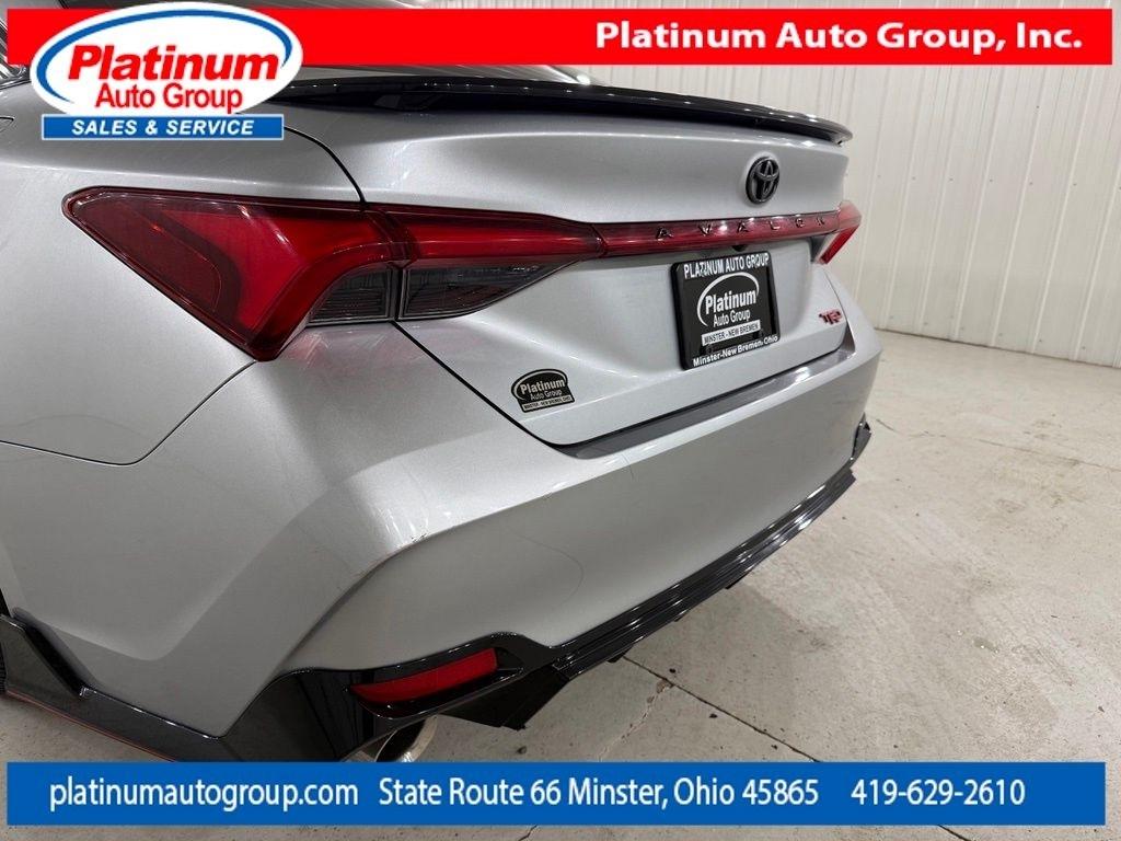 Toyota Avalon  2020