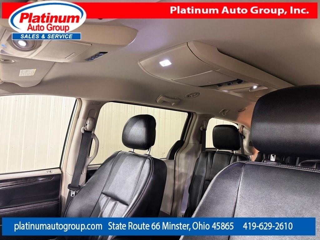 Chrysler Town & Country  2014