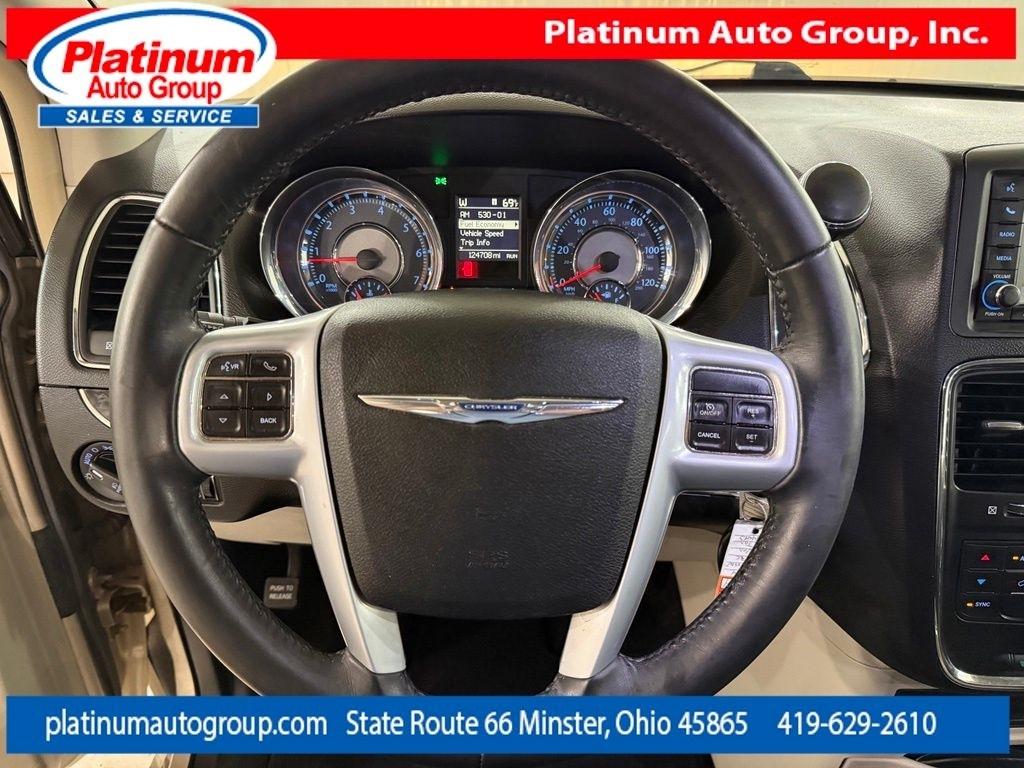 Chrysler Town & Country  2014