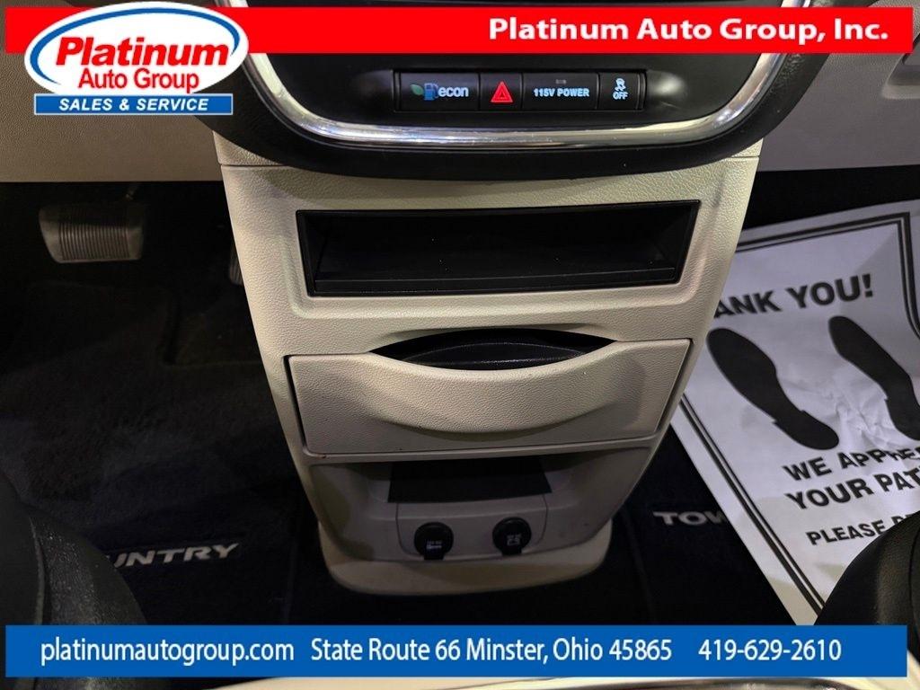 Chrysler Town & Country  2014