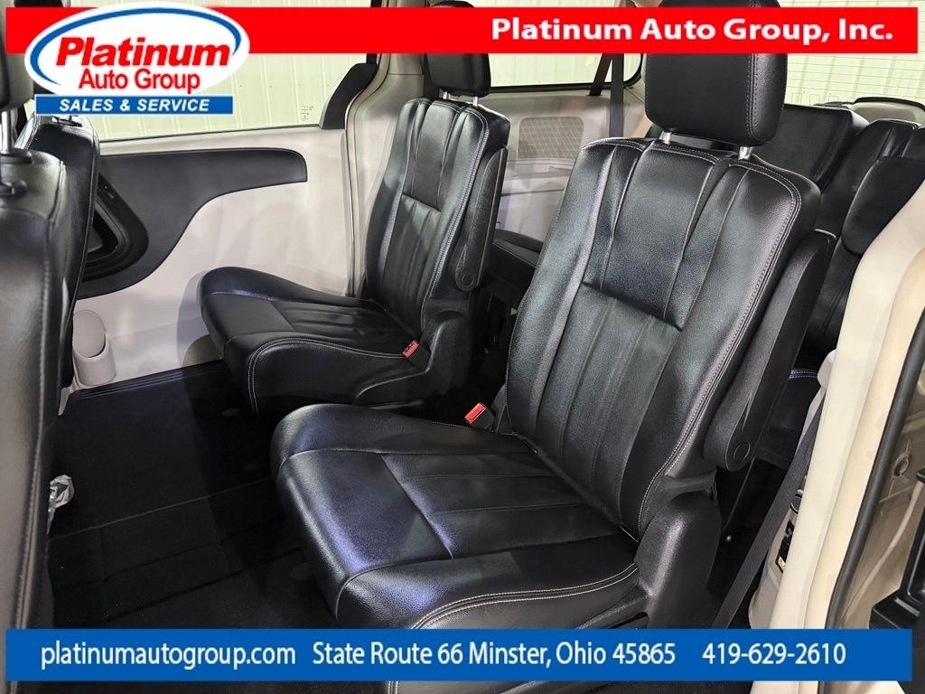 Chrysler Town & Country  2014