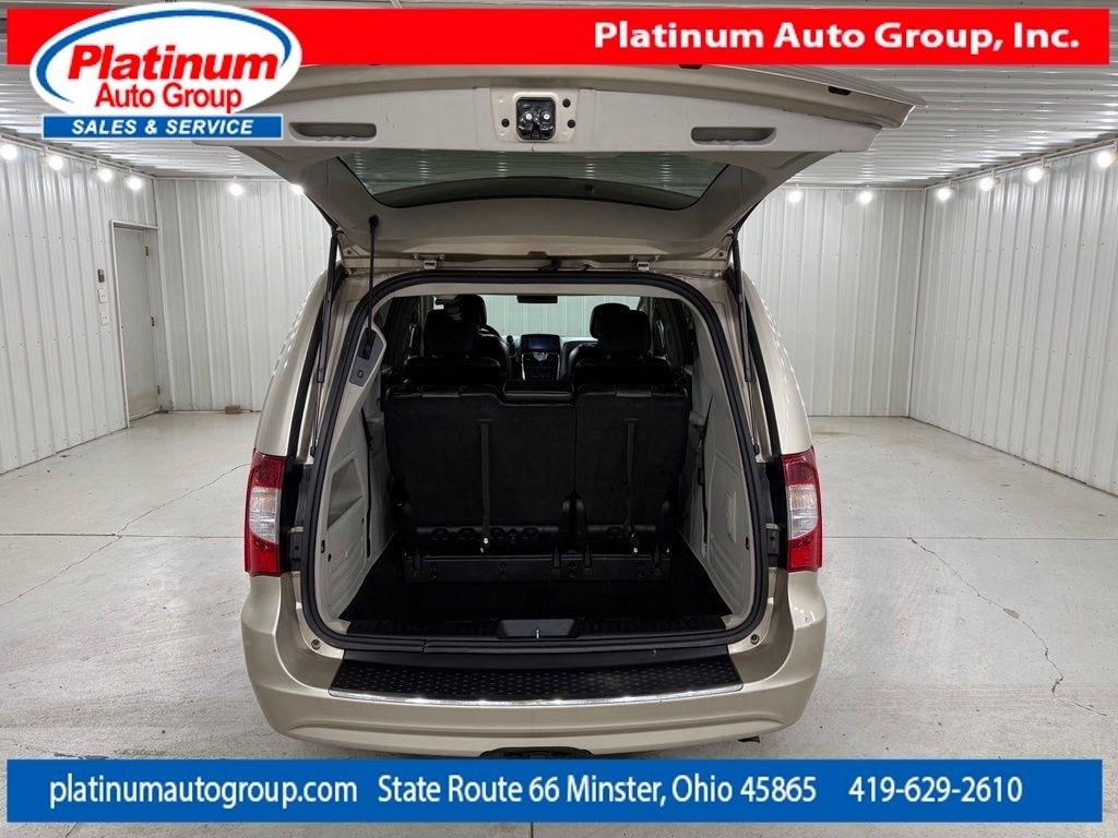 Chrysler Town & Country  2014