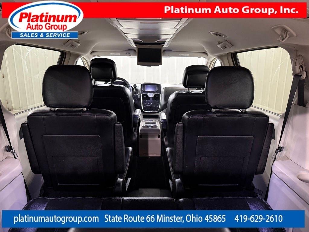 Chrysler Town & Country  2014