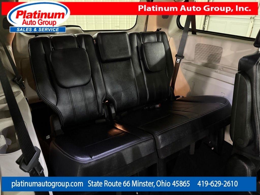 Chrysler Town & Country  2014