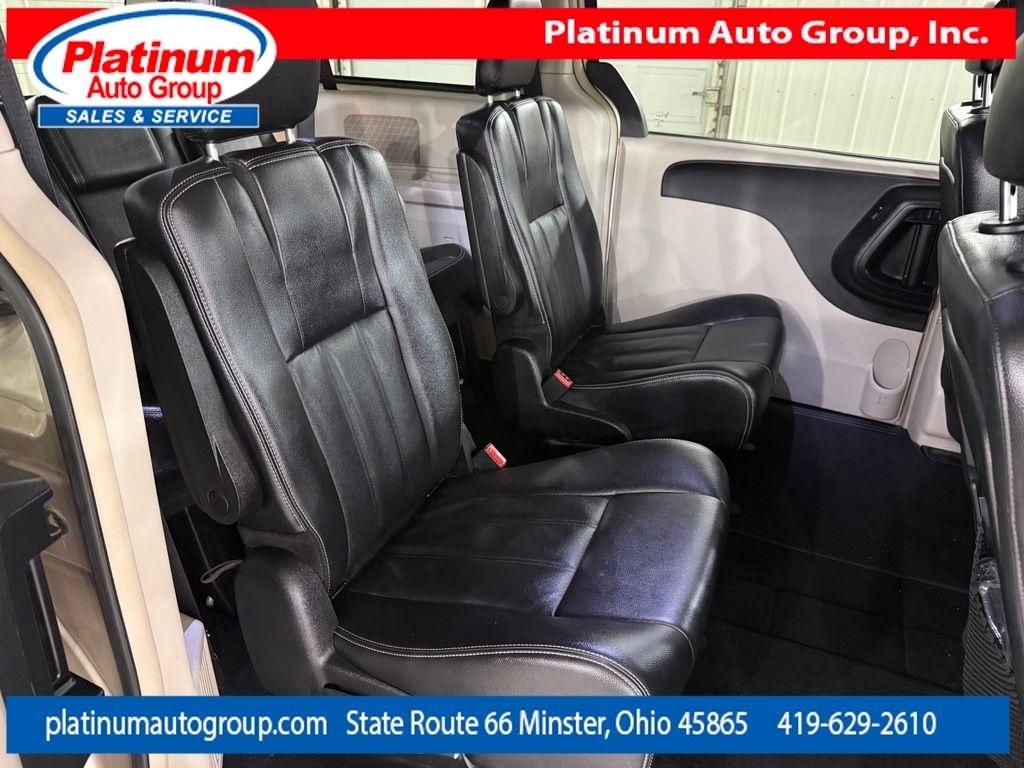 Chrysler Town & Country  2014