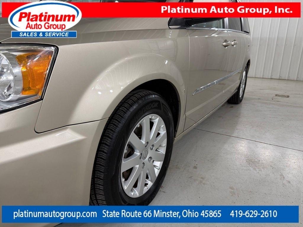 Chrysler Town & Country  2014
