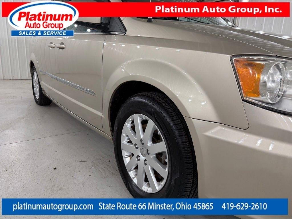 Chrysler Town & Country  2014