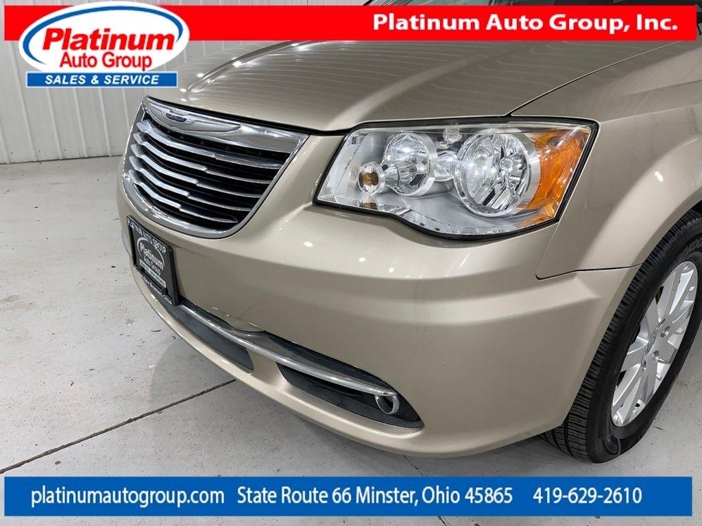 Chrysler Town & Country  2014
