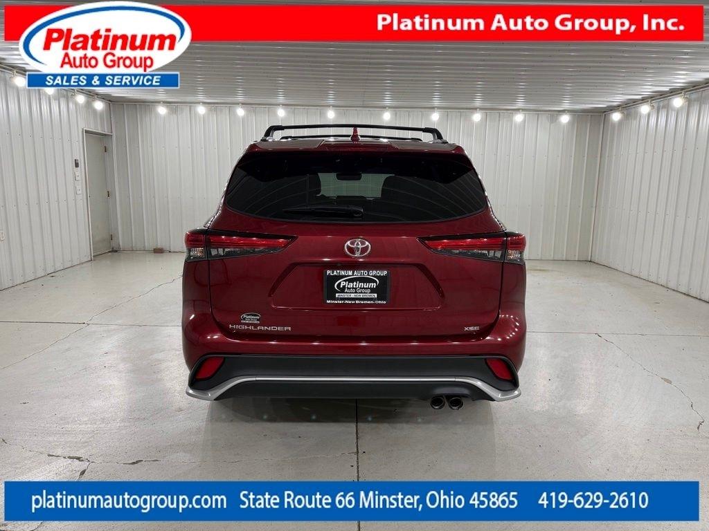 Toyota Highlander  2021