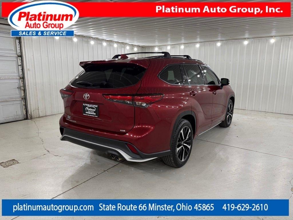 Toyota Highlander  2021