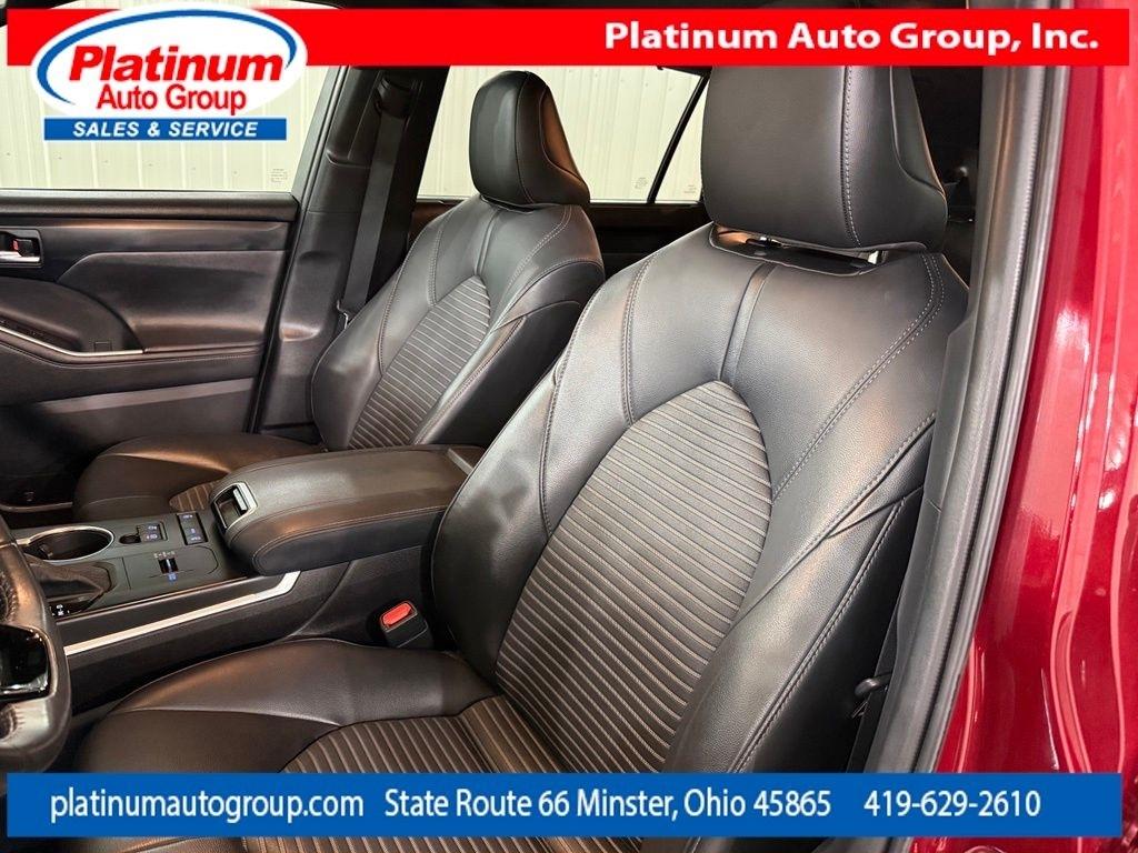 Toyota Highlander  2021