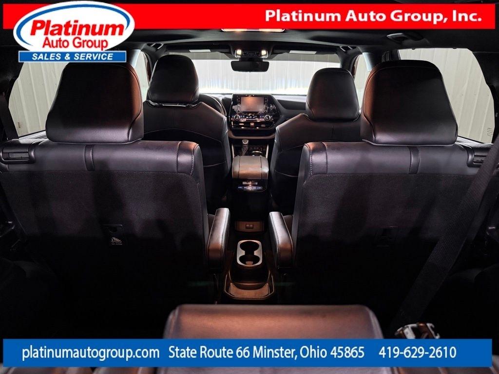 Toyota Highlander  2021